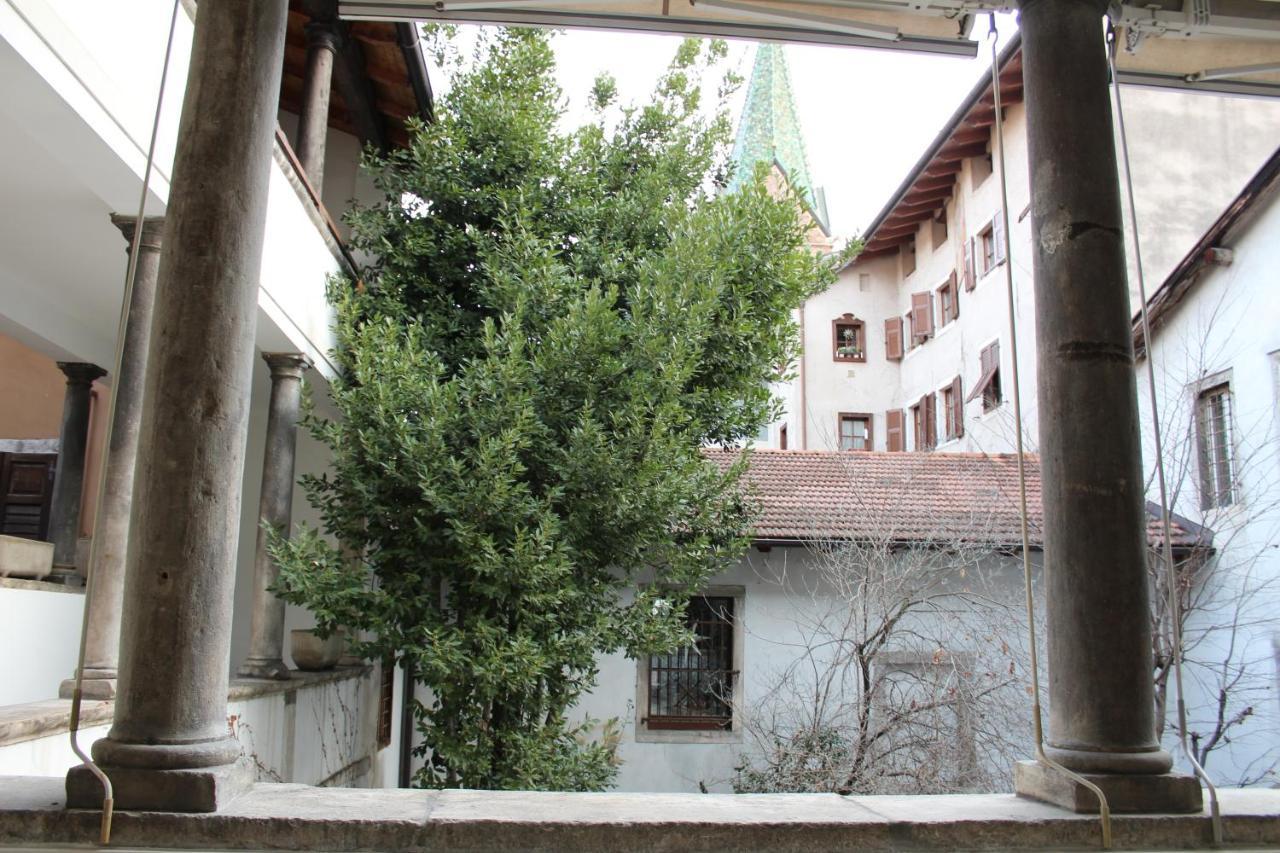 Appartamento Al Castello Тренто Екстериор снимка